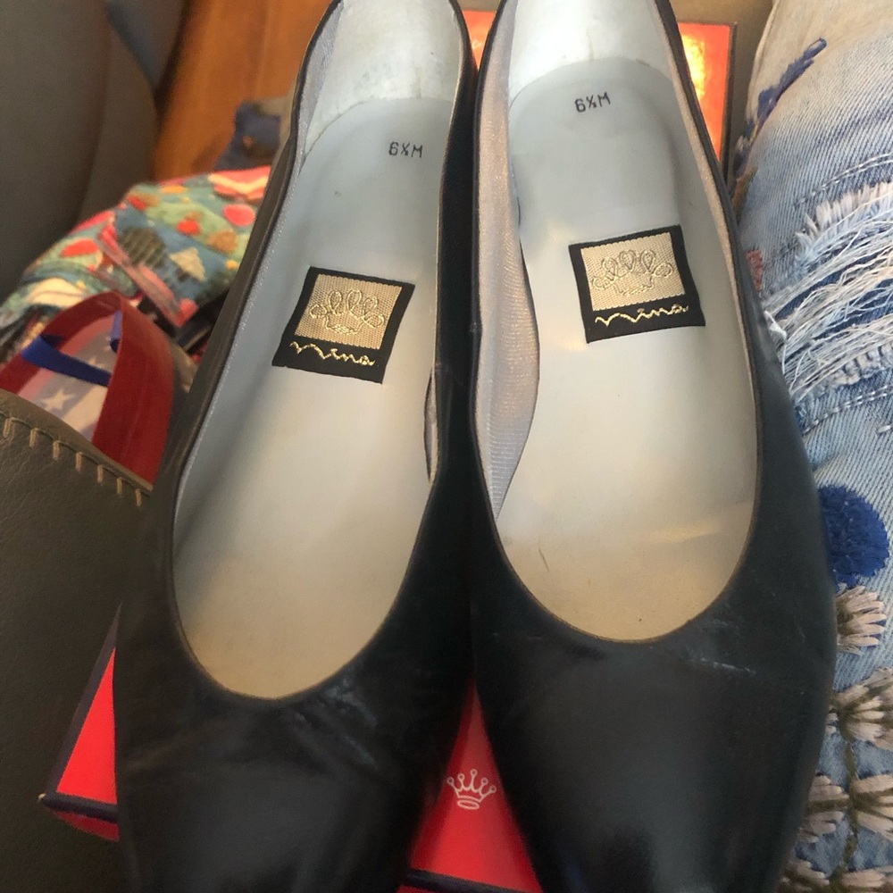 Nina Black Leather Ballet Flats